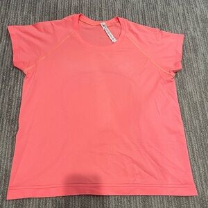 Lululemon neon pink Swiftly Tech Short-Sleeve Shirt 2.0 Waist Length SIZE 12